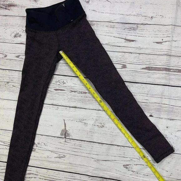 CALIA by Carrie Underwood Purple & Black Snakeskin Leggings in Size xs - Picture 6 of 9